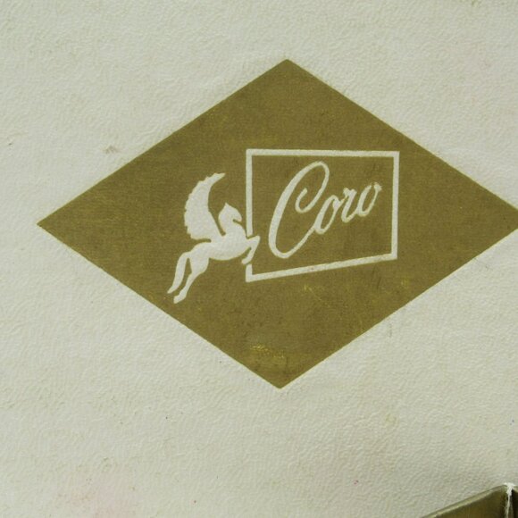 Vintage Coro Turtle Pendant Large White Enamel & Gold With Pegasus Logo Box - Picture 3 of 9